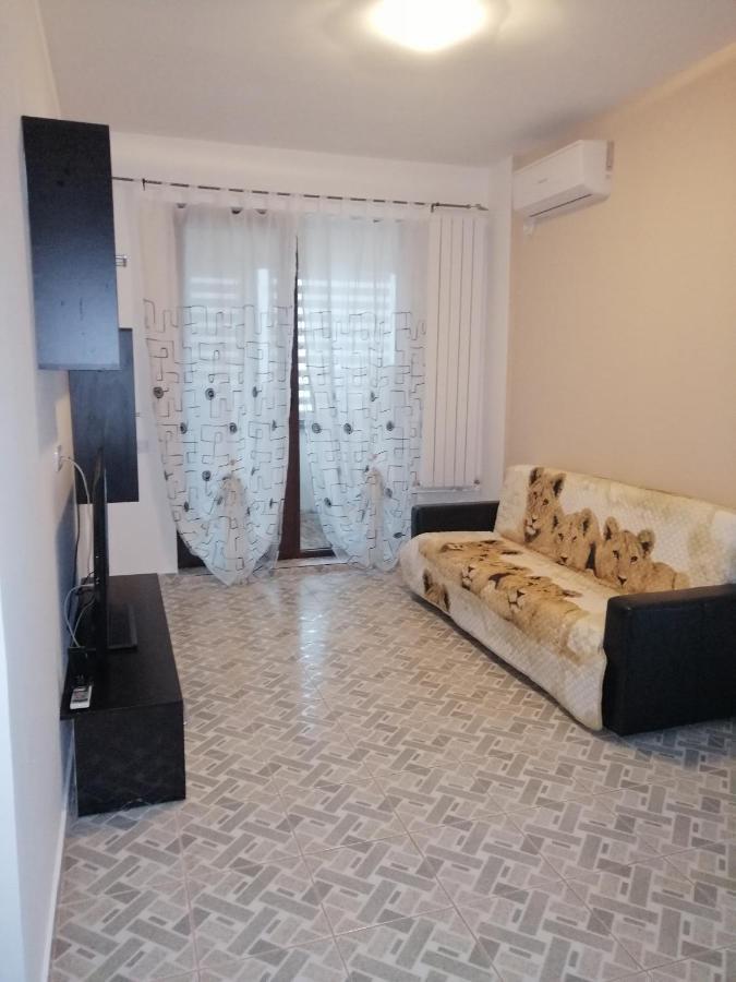 Adina Apartment Năvodari Exterior foto
