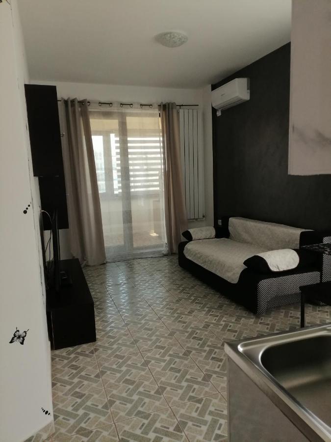 Adina Apartment Năvodari Exterior foto